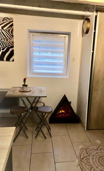 La Tour Charmant Tres Bien Situe Minimum 2 Nuits Merci Tours-en-Savoie 외부 사진