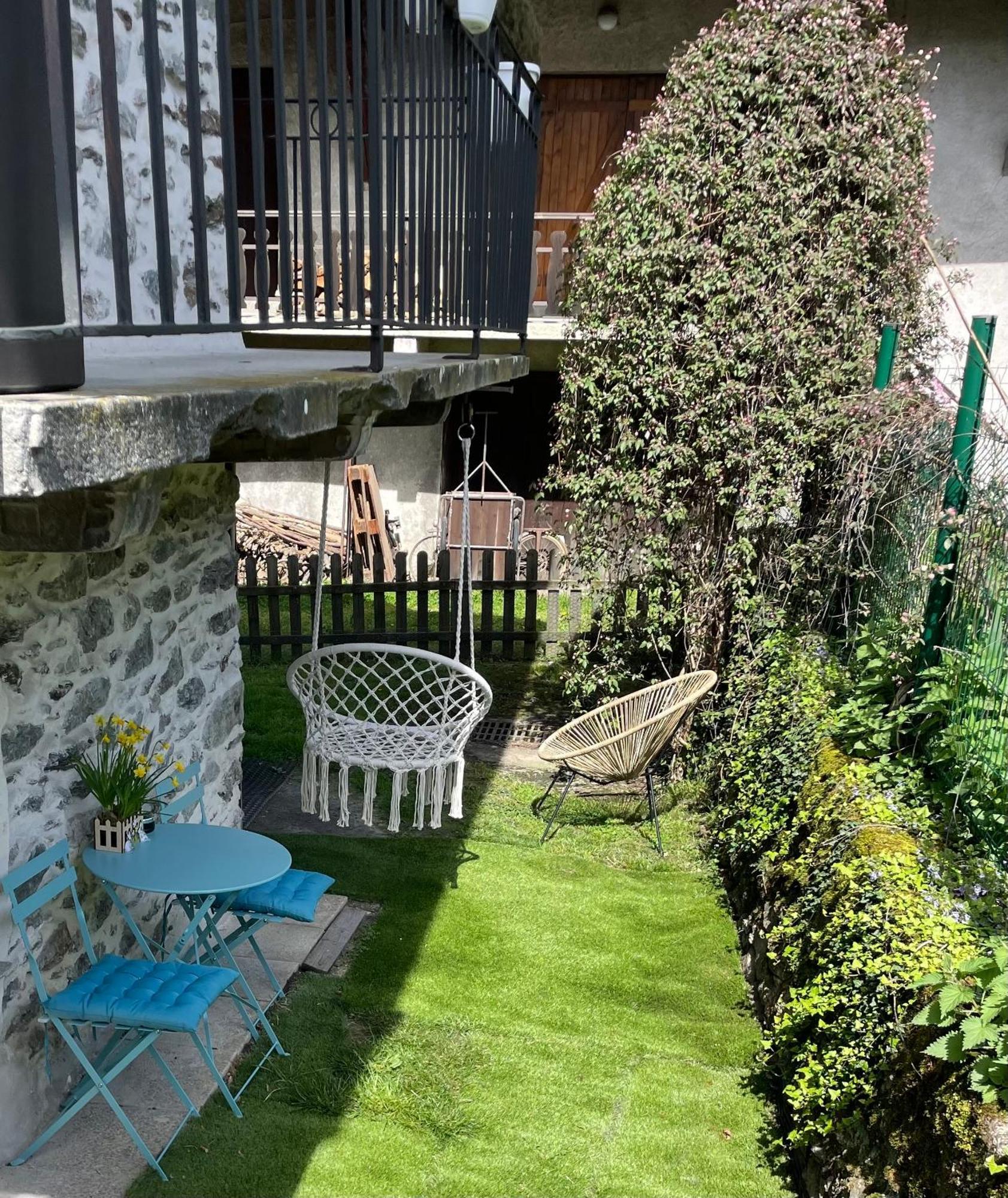 La Tour Charmant Tres Bien Situe Minimum 2 Nuits Merci Tours-en-Savoie 외부 사진